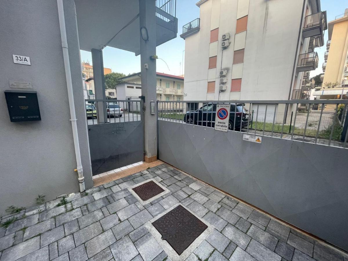 Appartamento Mazzini Jesolo Exterior foto
